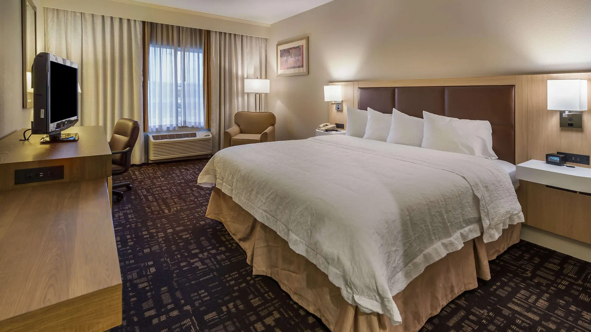 Hampton Inn & Suites Reno