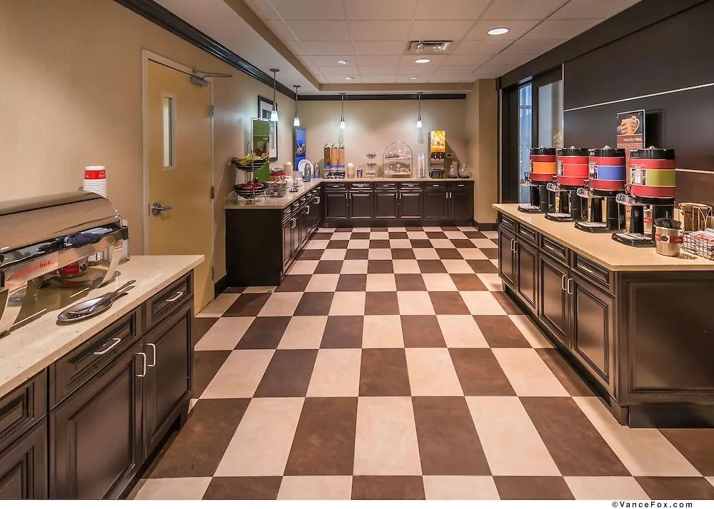Hampton Inn & Suites Reno Hotel